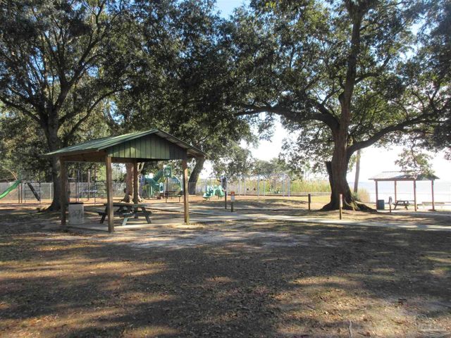 4826 Endeavor Ct, Milton, FL 32570