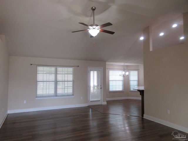 4826 Endeavor Ct, Milton, FL 32570