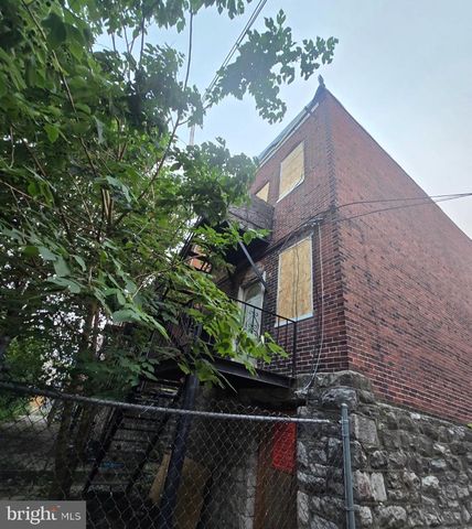 215 S FARRAGUT ST, Philadelphia, PA 19139