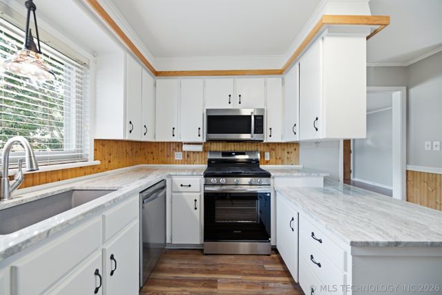 4504 E 25th Place, Tulsa, OK 74114