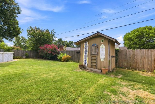 4504 E 25th Place, Tulsa, OK 74114