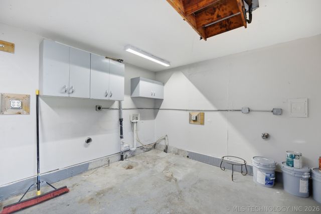 4504 E 25th Place, Tulsa, OK 74114