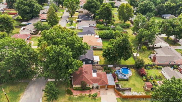 4504 E 25th Place, Tulsa, OK 74114