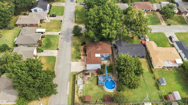 4504 E 25th Place, Tulsa, OK 74114