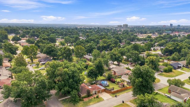 4504 E 25th Place, Tulsa, OK 74114