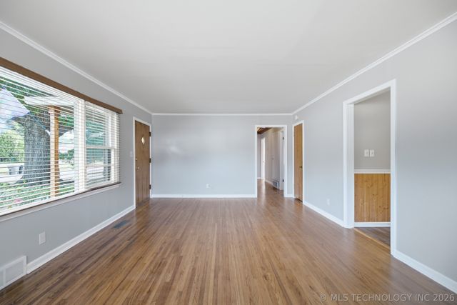4504 E 25th Place, Tulsa, OK 74114