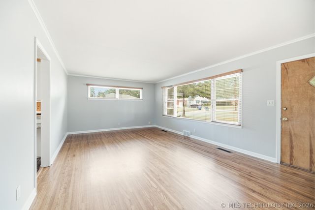 4504 E 25th Place, Tulsa, OK 74114
