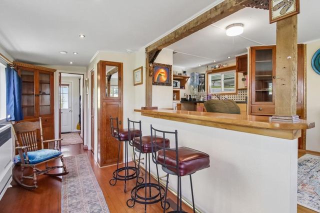 890 38th Avenue, Santa Cruz, CA 95062