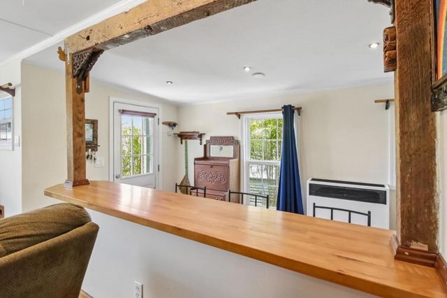 890 38th Avenue, Santa Cruz, CA 95062
