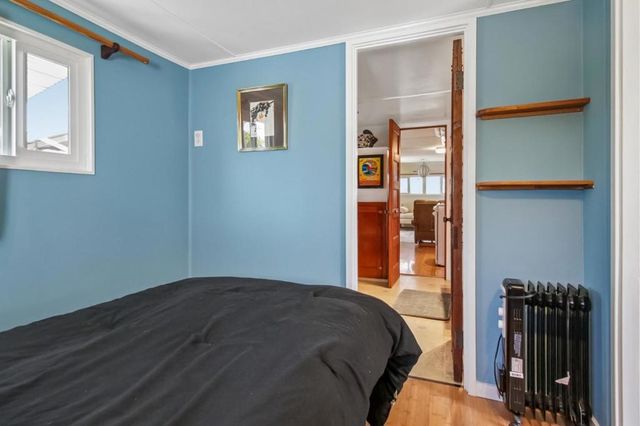 890 38th Avenue, Santa Cruz, CA 95062