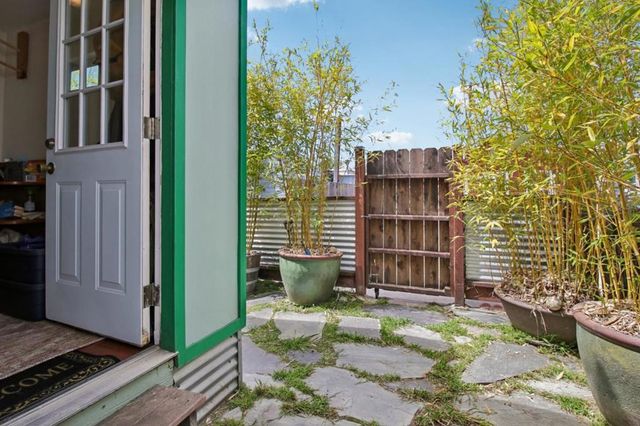 890 38th Avenue, Santa Cruz, CA 95062
