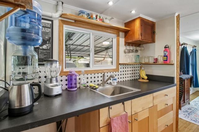 890 38th Avenue, Santa Cruz, CA 95062