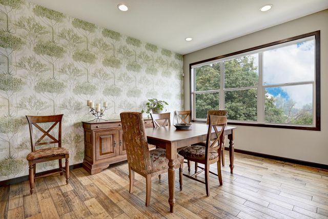 3514 Cove Point Circle NW, Prior Lake, MN 55372
