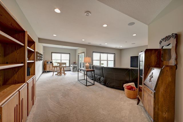 3514 Cove Point Circle NW, Prior Lake, MN 55372