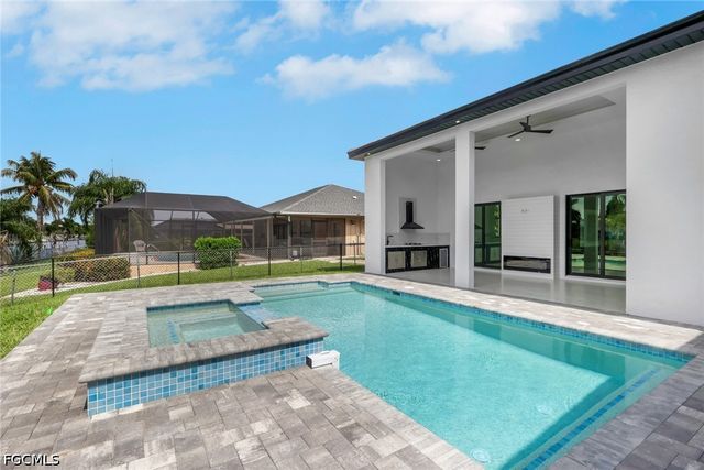 1323 SE 17th ST, Cape Coral, FL 33990