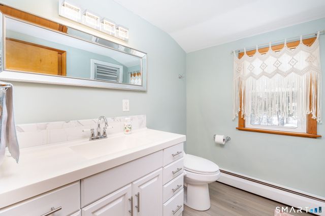 160 Flanders Road, Southington, CT 06489