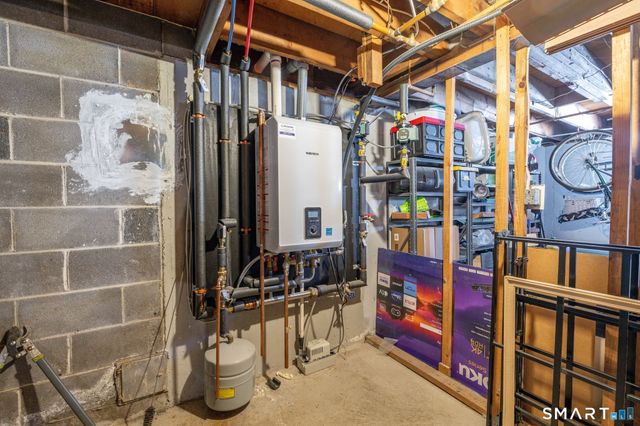 160 Flanders Road, Southington, CT 06489