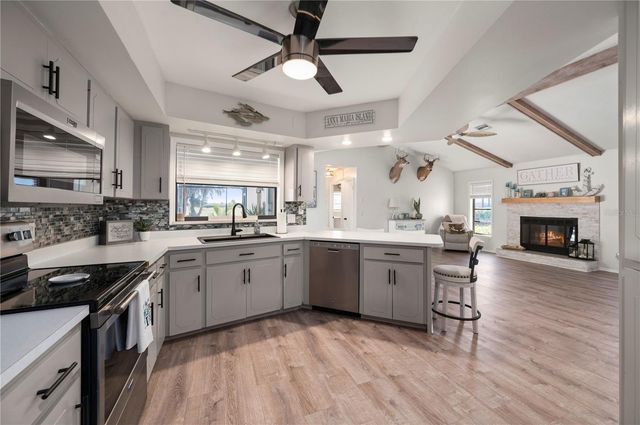 46 BUNKER COURT, Rotonda West, FL 33947