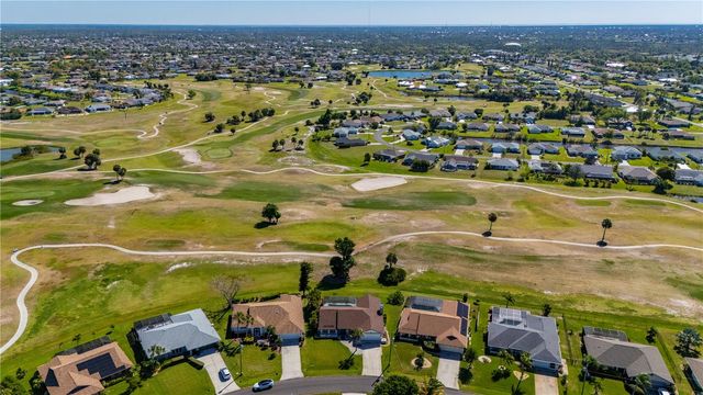 46 BUNKER COURT, Rotonda West, FL 33947