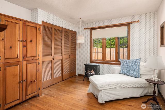 1260 168th Avenue NE, Bellevue, WA 98008