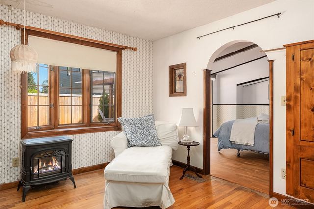 1260 168th Avenue NE, Bellevue, WA 98008