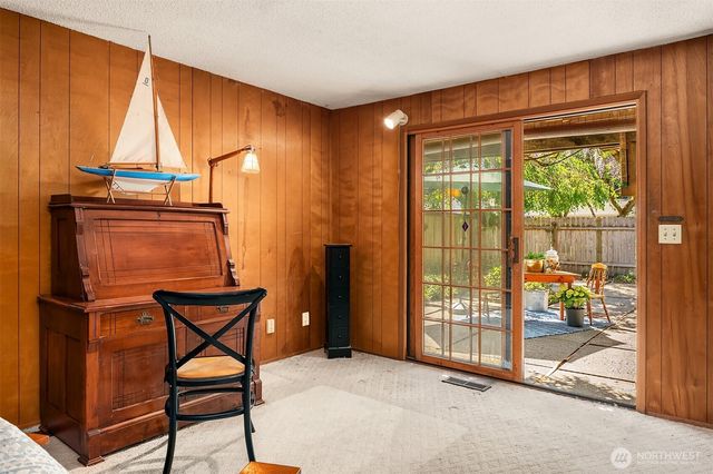 1260 168th Avenue NE, Bellevue, WA 98008