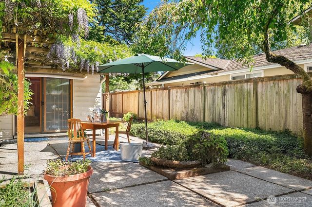 1260 168th Avenue NE, Bellevue, WA 98008