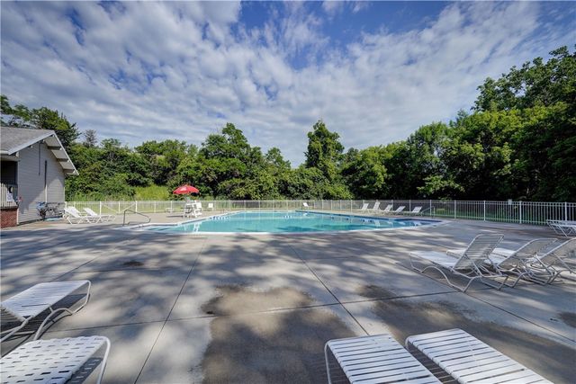 868 Eastbrooke Lane, Brighton, NY 14618