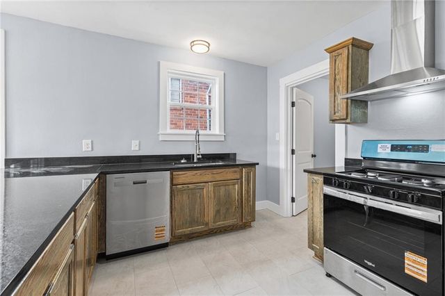 255 Seminole Street, Mobile, AL 36606
