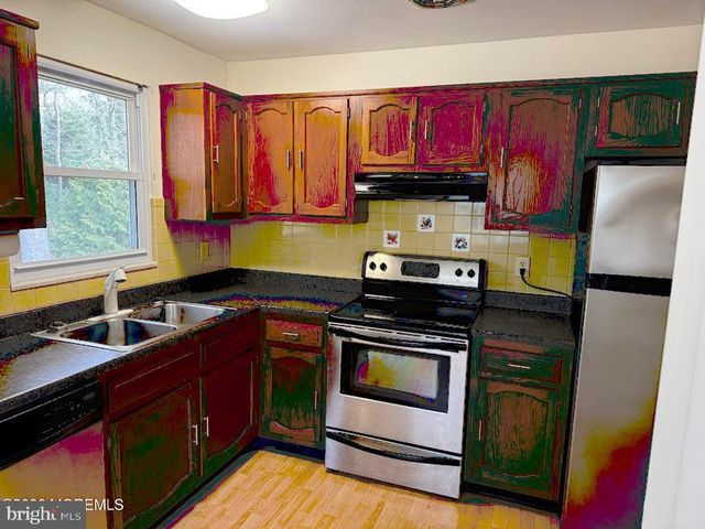 56 CONSTITUTION BLVD, Manchester Township, NJ 08759