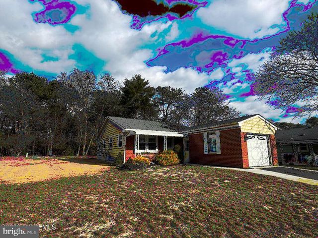 56 CONSTITUTION BLVD, Manchester Township, NJ 08759