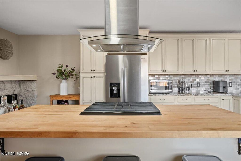 Image 17 of property listing at 2224 Escalera Way, Reno, NV 89523