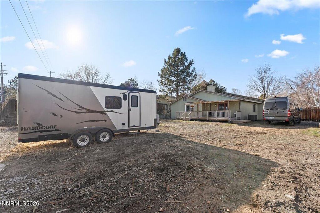 Image 43 of property listing at 2224 Escalera Way, Reno, NV 89523