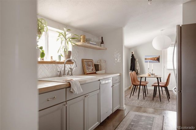 4005 W 52nd Avenue, Denver, CO 80212