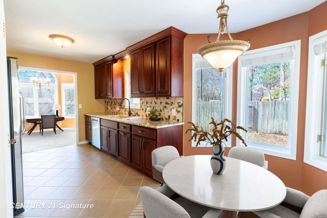 5808 Lantern Lane, Midland, MI 48642