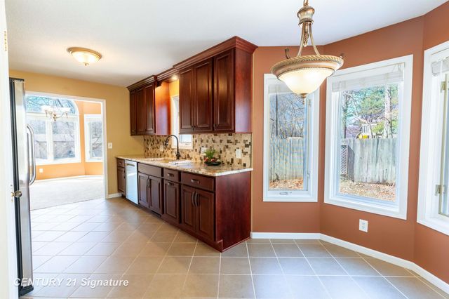 5808 Lantern Lane, Midland, MI 48642