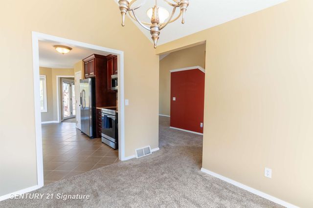 5808 Lantern Lane, Midland, MI 48642