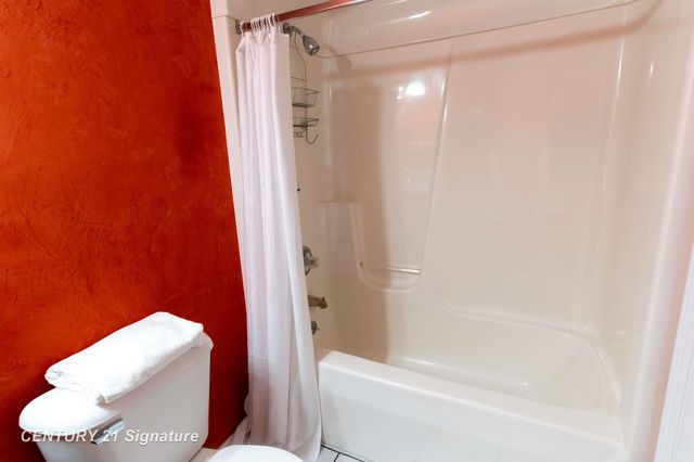 5808 Lantern Lane, Midland, MI 48642