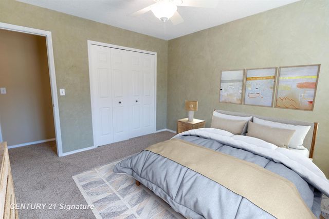 5808 Lantern Lane, Midland, MI 48642