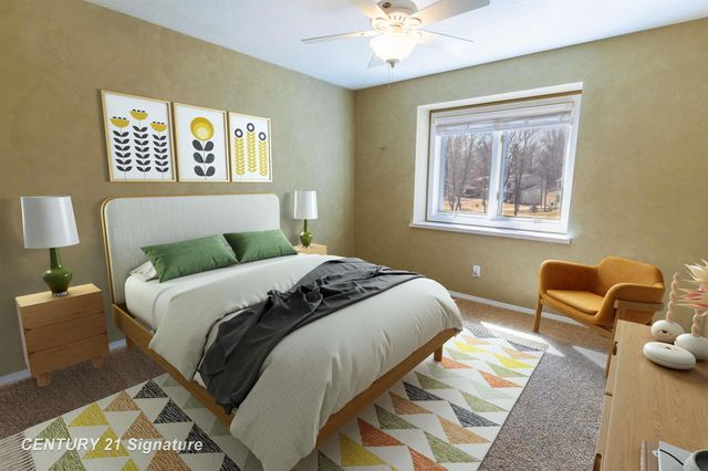 5808 Lantern Lane, Midland, MI 48642