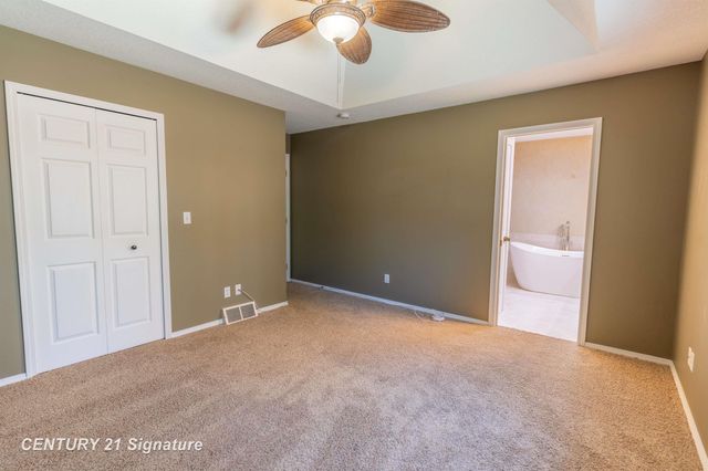 5808 Lantern Lane, Midland, MI 48642