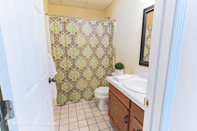 5808 Lantern Lane, Midland, MI 48642