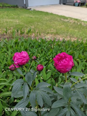 5808 Lantern Lane, Midland, MI 48642