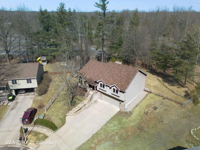 5808 Lantern Lane, Midland, MI 48642