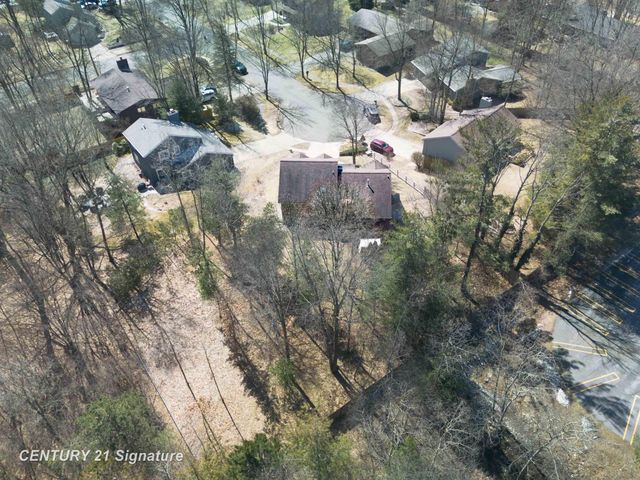 5808 Lantern Lane, Midland, MI 48642