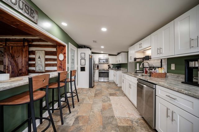 9202 Link Rd, Christiana, TN 37037