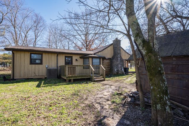 9202 Link Rd, Christiana, TN 37037