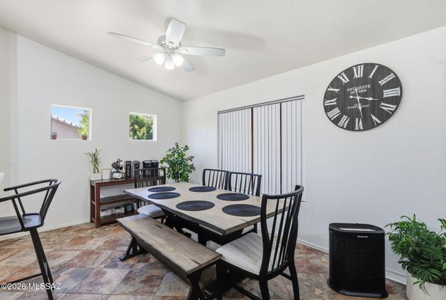 17877 S Camino Confianza, Sahuarita, AZ 85629