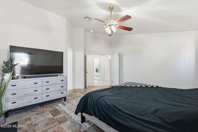 17877 S Camino Confianza, Sahuarita, AZ 85629
