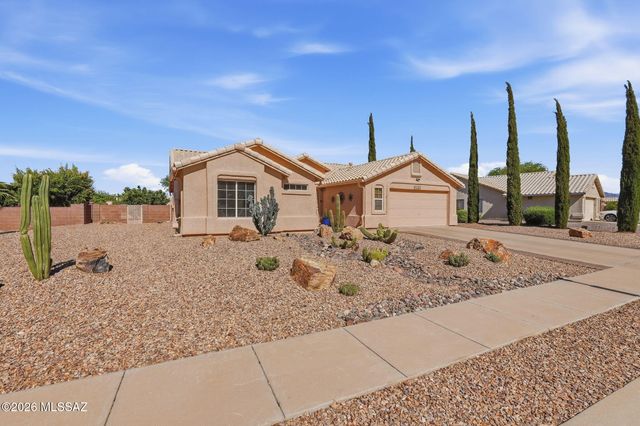 17877 S Camino Confianza, Sahuarita, AZ 85629